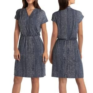 NWT H by Halston blue surplice short sleeve dress in abstract python sz small